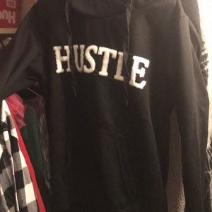 “HUSTLE” hoodie. Size: M.